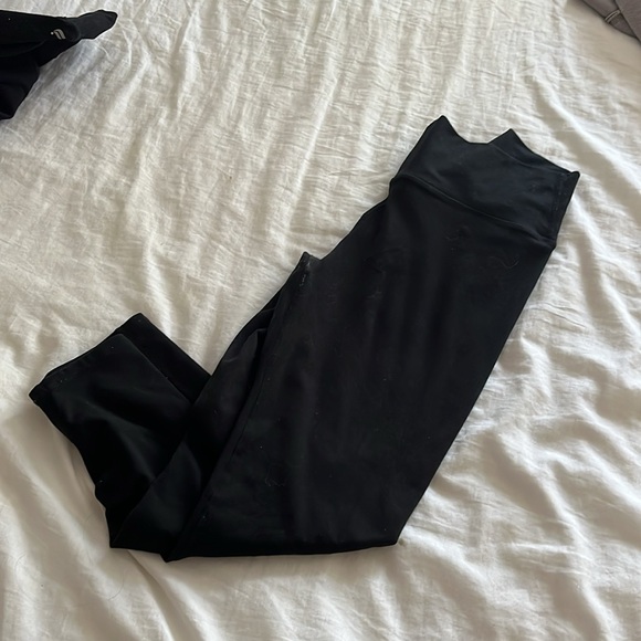 Fabletics Pants - Fabletics Power Hold Black High-Waisted Leggings